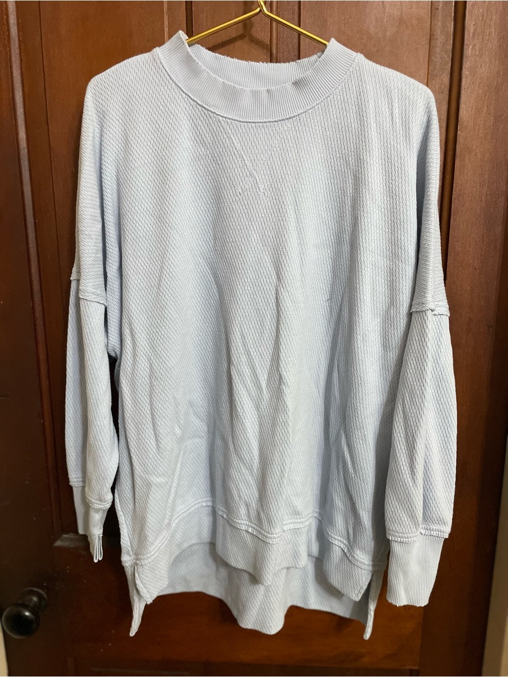 aerie women's medium light blue oversized sweater